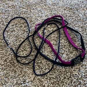 4 Sports hair bands (one double)